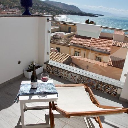 Lo Sguardo Di Artemide Apartment Cefalu Exterior photo