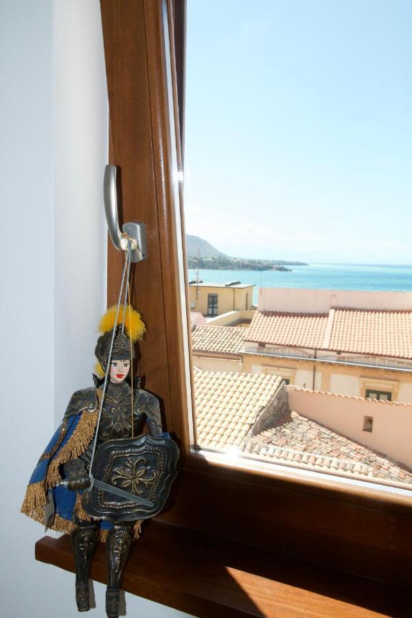 Lo Sguardo Di Artemide Apartment Cefalu Exterior photo